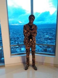 Prom student wearing a suit image